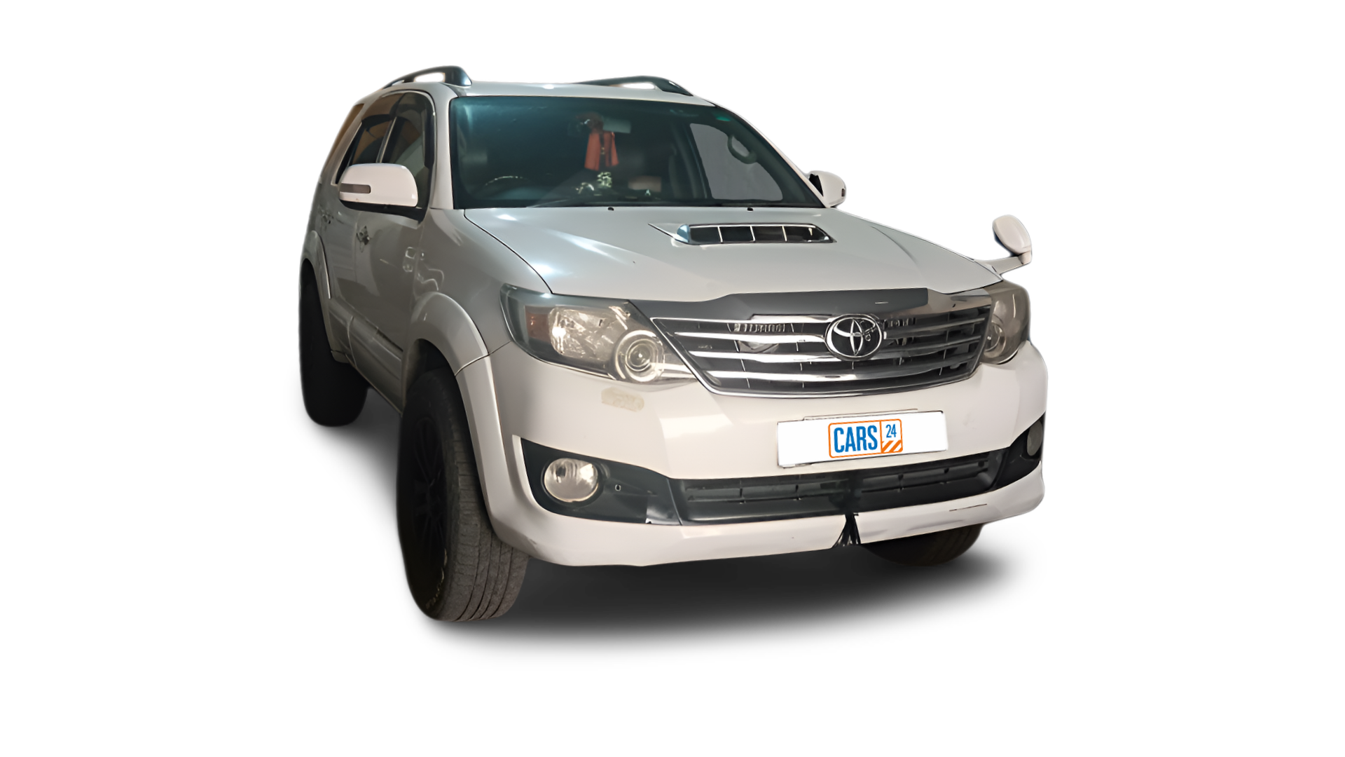Toyota Fortuner-img